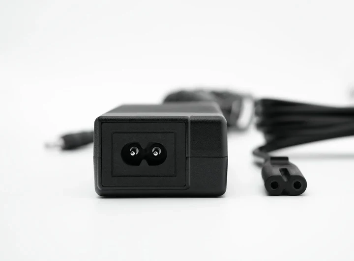 Simagic P-APS Accessories Power Supply – Power Unit for Haptic, LED & Heel-Stop Modules - Image 4